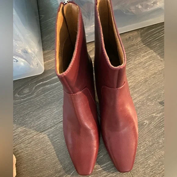 Madewell The Dimes Kitten-Heel Boot $198 multiple sizes available! - Picture 2 of 9